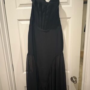 Fashion Nova Black Sweetheart Strapless Gown